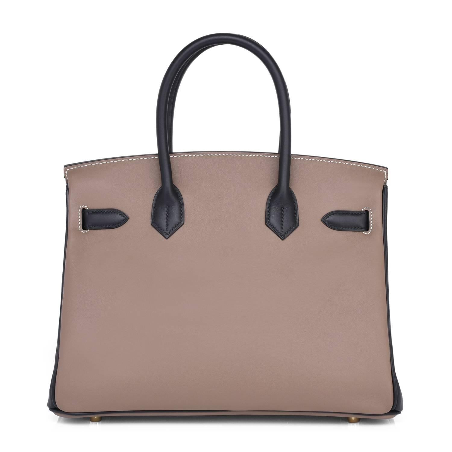 horseshoe stamp hermes