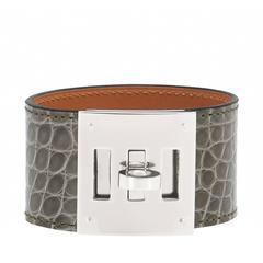 Hermes Gris Tourterelle Shiny Alligator Kelly Dog Leather Cuff Bracelet Superb 2