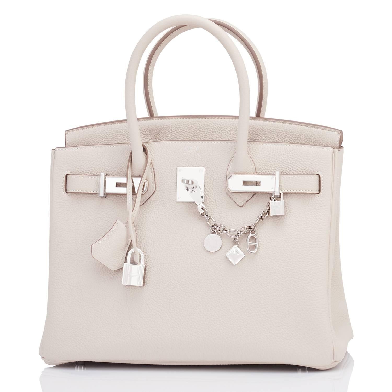 Hermes Craie 30cm Togo Birkin Palladium Hardware Bliss
Brand New in Box. Store fresh. Pristine Condition (with plastic on hardware)
Perfect gift! Comes in full set with lock, keys, clochette, sleeper, raincoat, and orange Hermes box.
Pure neutral