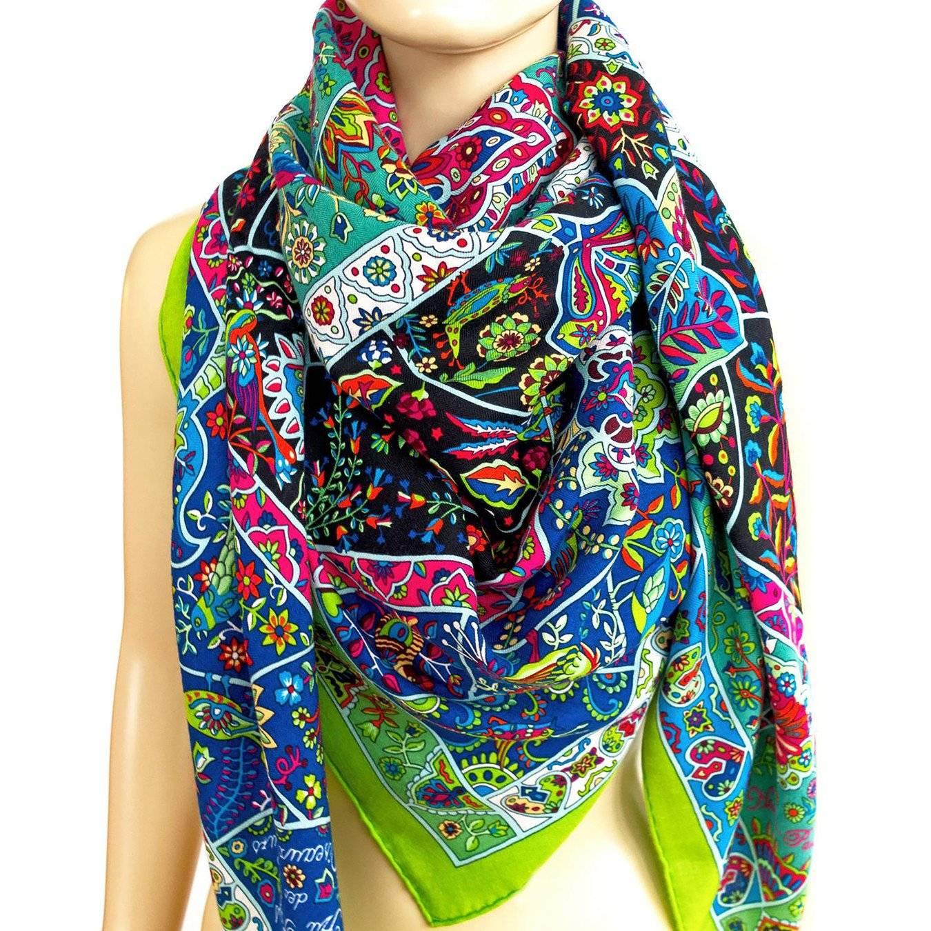 Hermes Au Pays des Oiseaux Fleurs Cashmere Silk Shawl Scarf GM Fluo Green 3