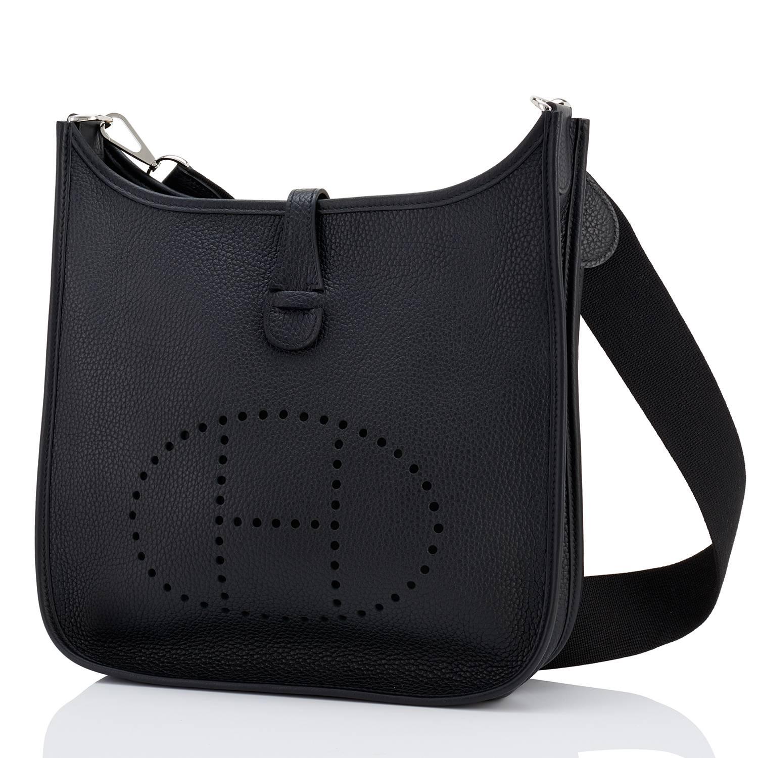 Hermes Black Evelyne III PM Cross-Body Messenger Bag  In New Condition In New York, NY
