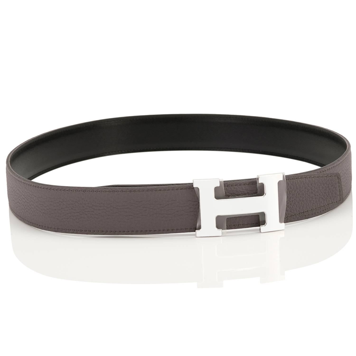 Hermes Etain Grey and Black Reversible 85cm Leather Constance Belt Kit  In New Condition In New York, NY