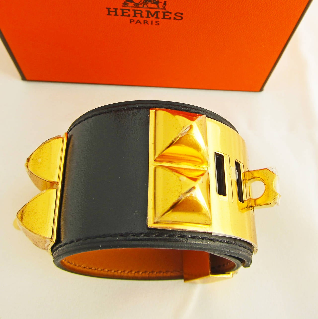 Women's Editor's Fave Hermes Black Box Leather Collier de Chien CDC Bracelet Gold
