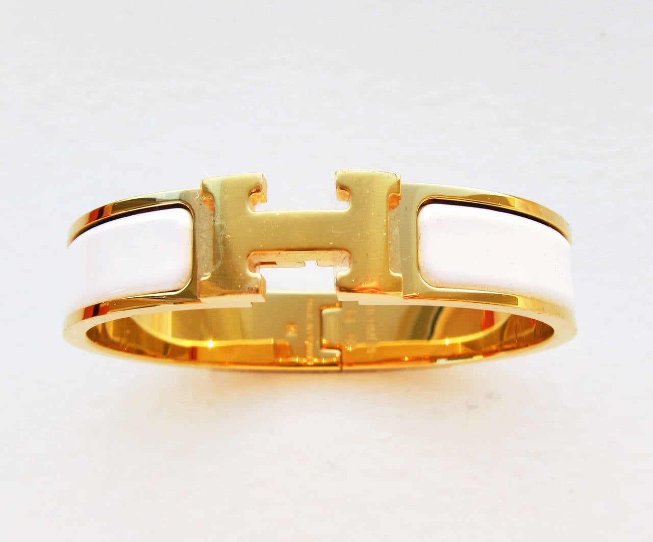 Women's Hermes White Clic H Gold Hardware GHW Enamel Bracelet Narrow PM