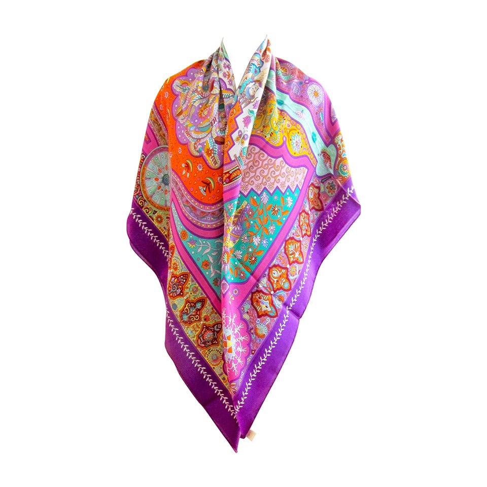 HERMES AUX PORTES DU PALAIS Cashmere Silk GM Shawl Scarf Sweet