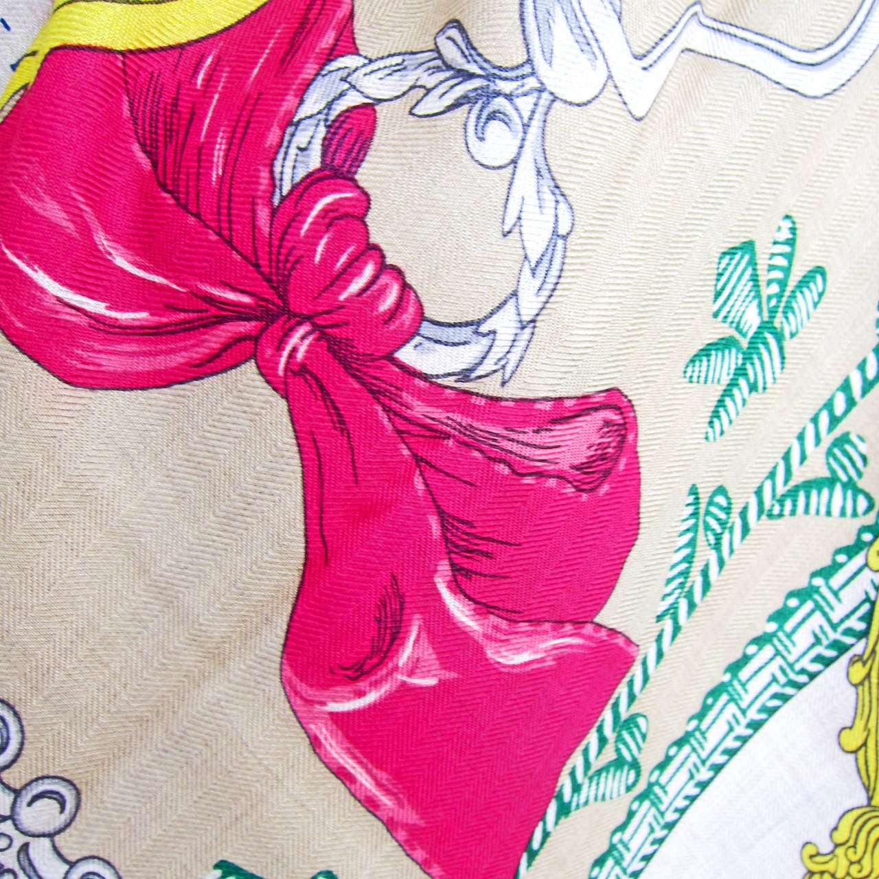 Hermes Cavalleria d'Etriers Oatmeal Cashmere Silk Shawl Scarf Joyful In New Condition In New York, NY