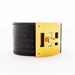 Hermes Matte Black Crocodile Alligator Kelly Dog Gold GHW Leather Cuff Bracelet