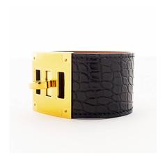 Hermes Matte Black Crocodile Alligator Kelly Dog Gold GHW Leather Cuff Bracelet