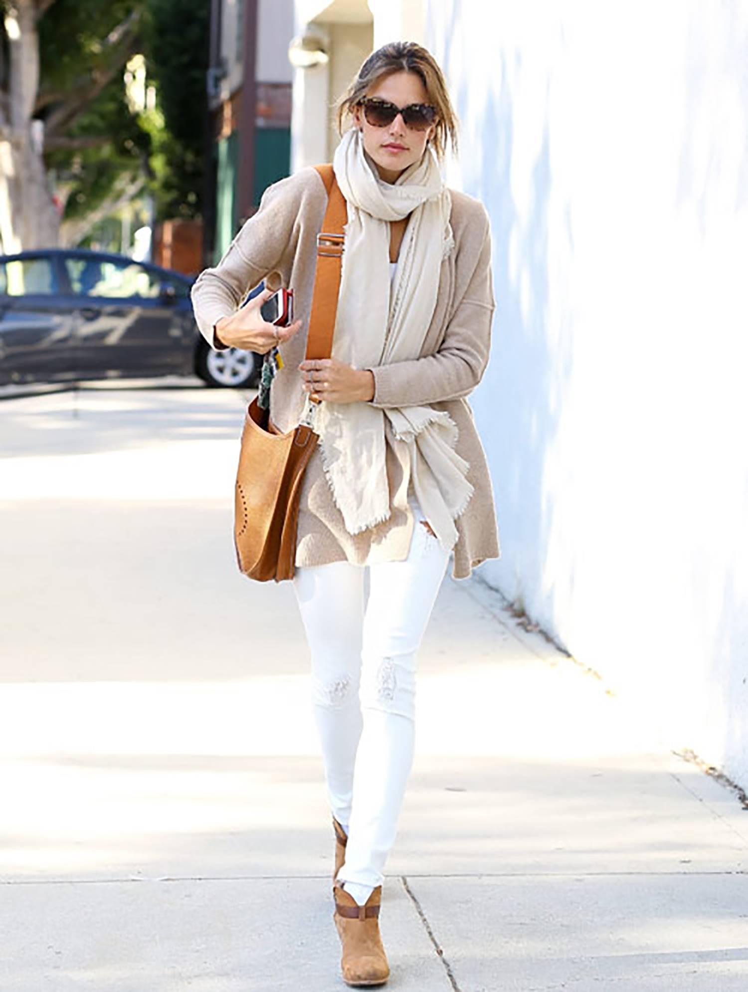 Hermes Gold Evelyne GM Crossbody Messenger Bag Celeb Fave In New Condition In New York, NY