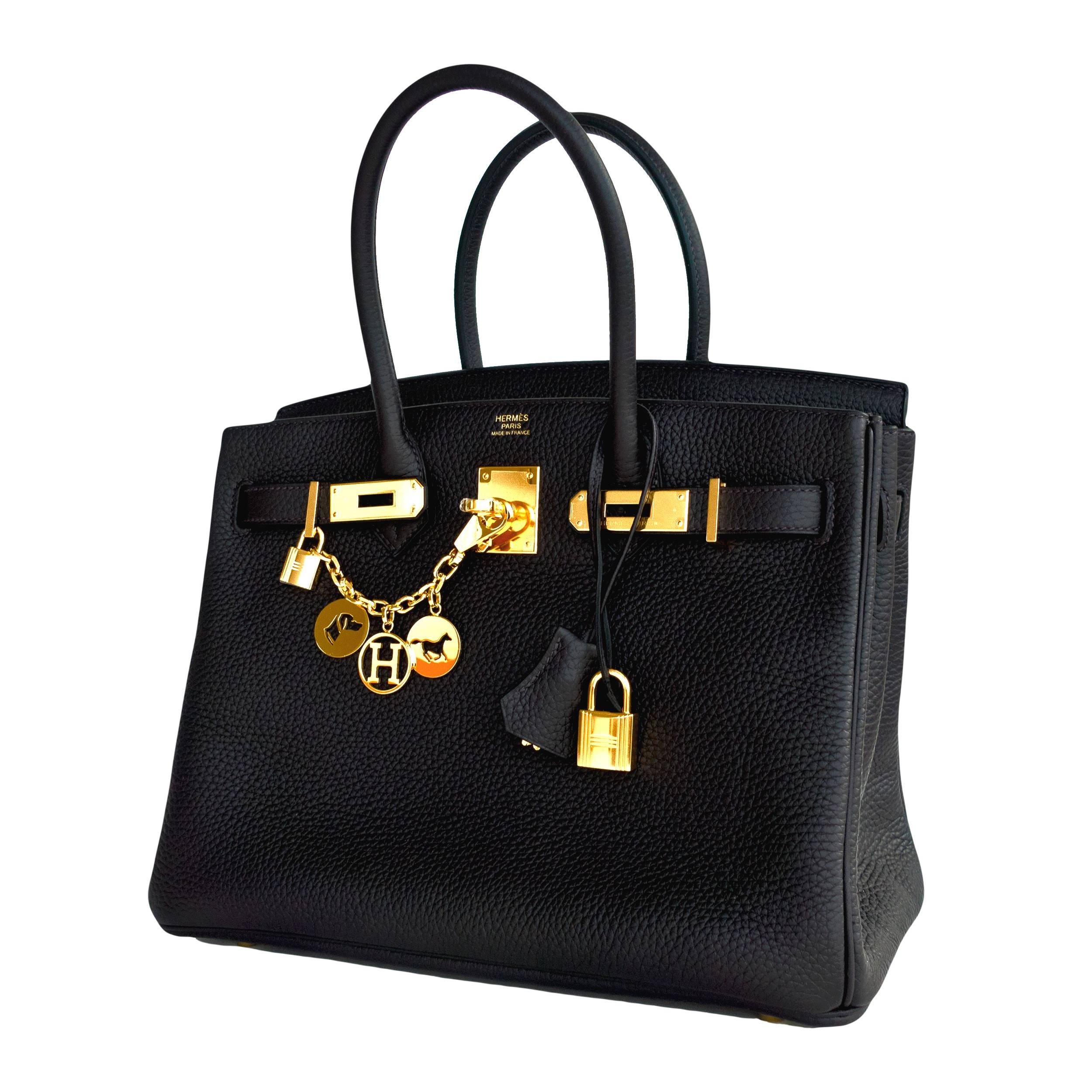Store fresh. Pristine condition. T stamp.
Perfect gift! Comes with keys, lock, clochette, a sleeper for the bag, rain protector, Hermes ribbon, and original box. 
Prunoir is the latest off-black release from Hermes. 
A chamelon off-black that is