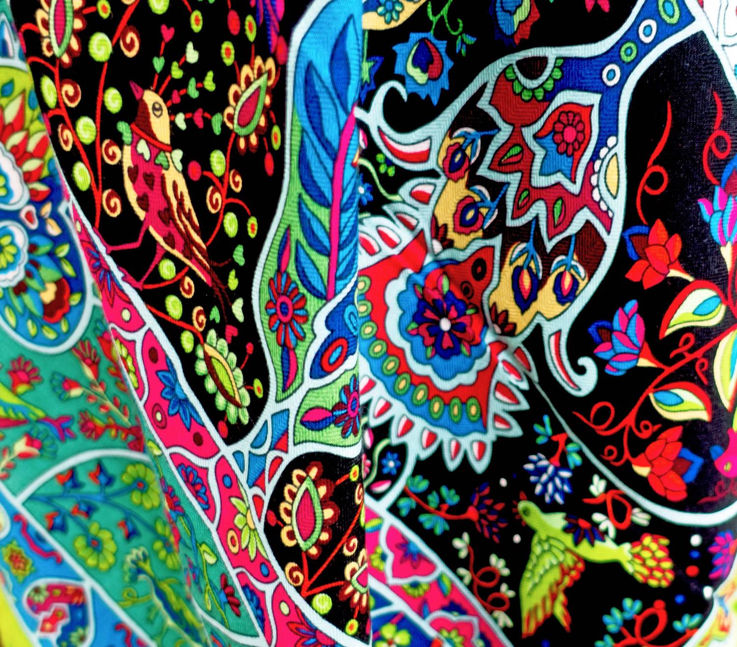 Hermes Au Pays des Oiseaux Fleurs Cashmere Silk Shawl GM Scarf ...  