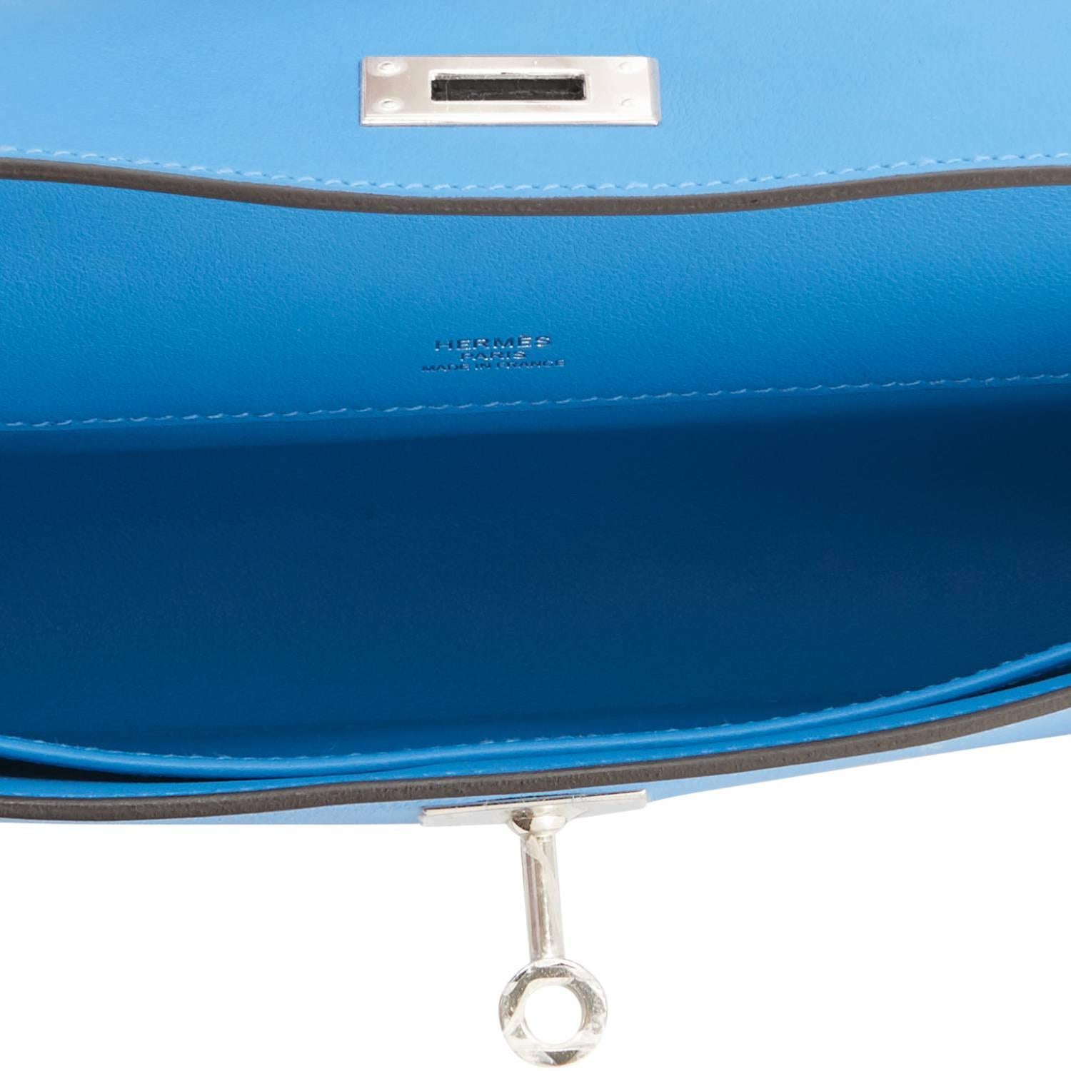 Hermes Blue Paradise Kelly Cut Swift Palladium Pochette Clutch Bag In New Condition In New York, NY