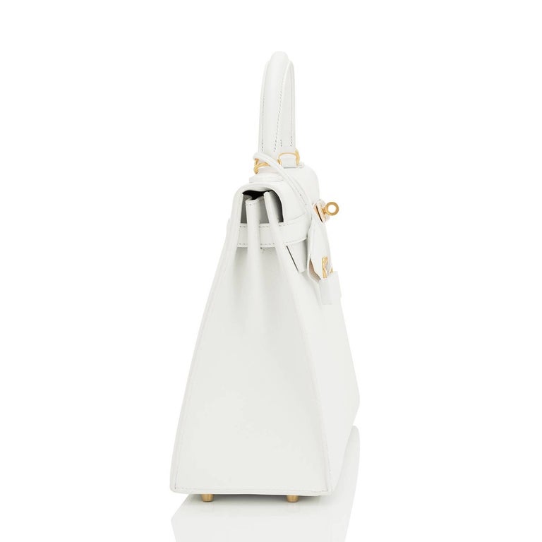 Women's Hermes White Epsom Sellier Gold Hardware Kelly 32cm Shoulder Bag