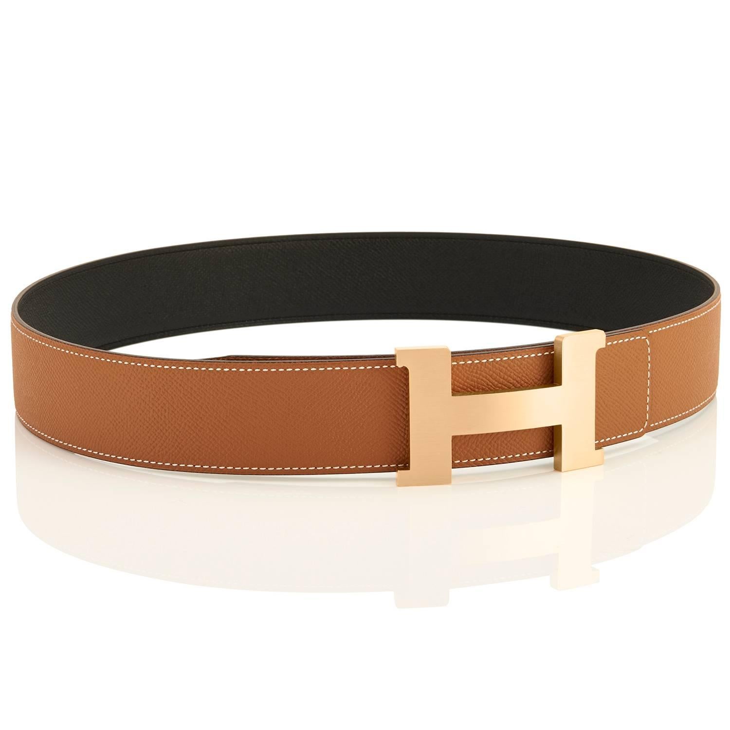 Hermes Belt Gold and Black Reversible Leather Gold Buckle Constance 42mm 85cm
Brand New in Box. Store Fresh. Pristine Condition.
Perfect gift! Belt kit comes with reversible belt strap, Hermes dust bag for belt buckle, and Hermes box
Black on one