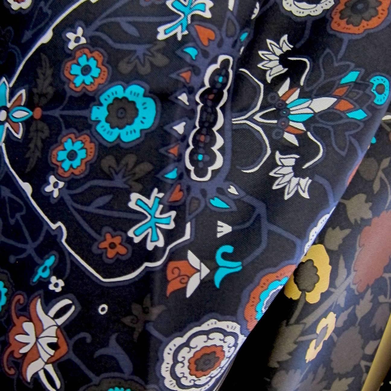 Women's Hermes Tapis Persans Giant Silk GM Neutral Shawl Scarf 140cm Grail