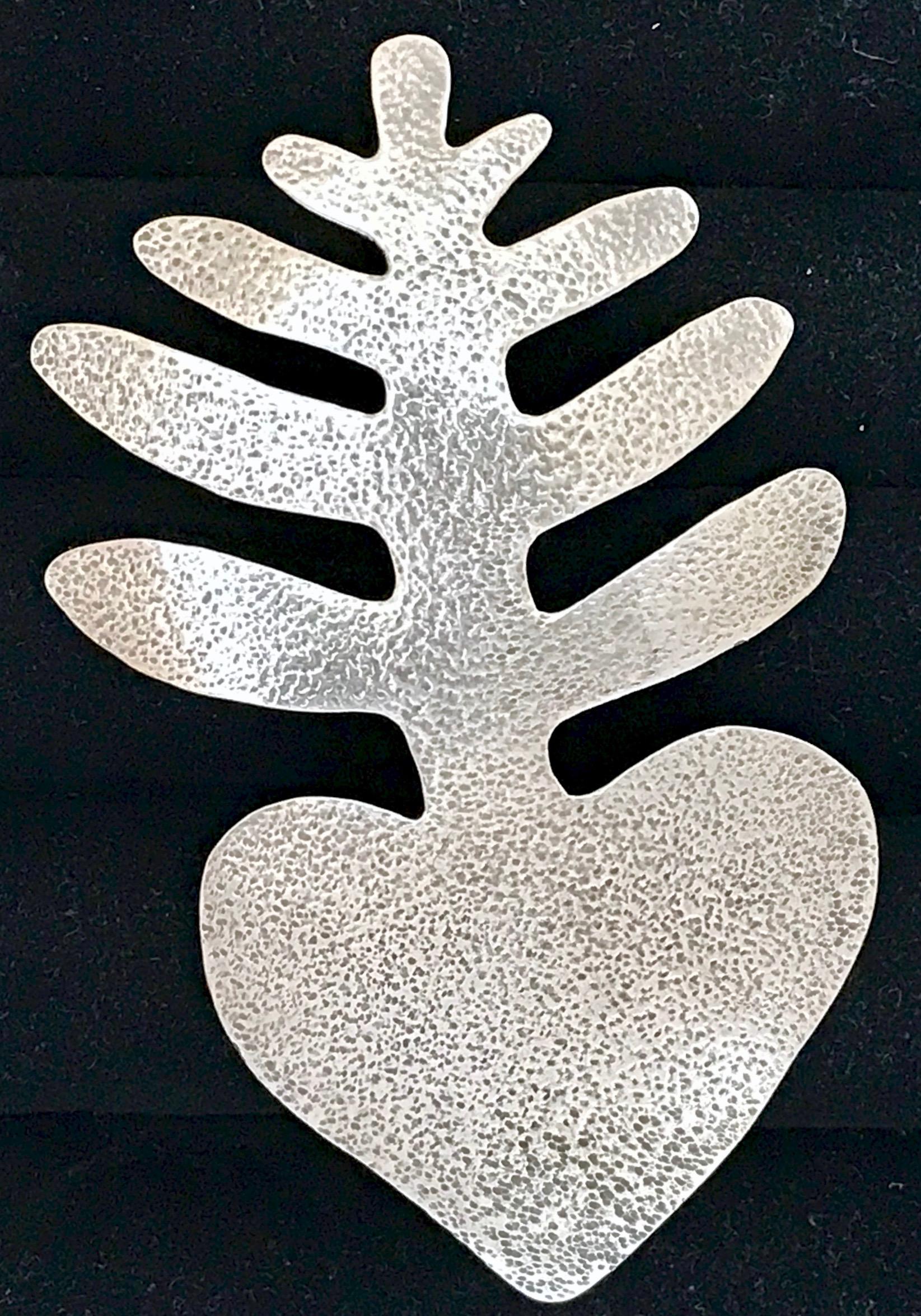 Contemporary Heart Plant, large pendant sterling silver designs by Melanie Yazzie Navajo  For Sale