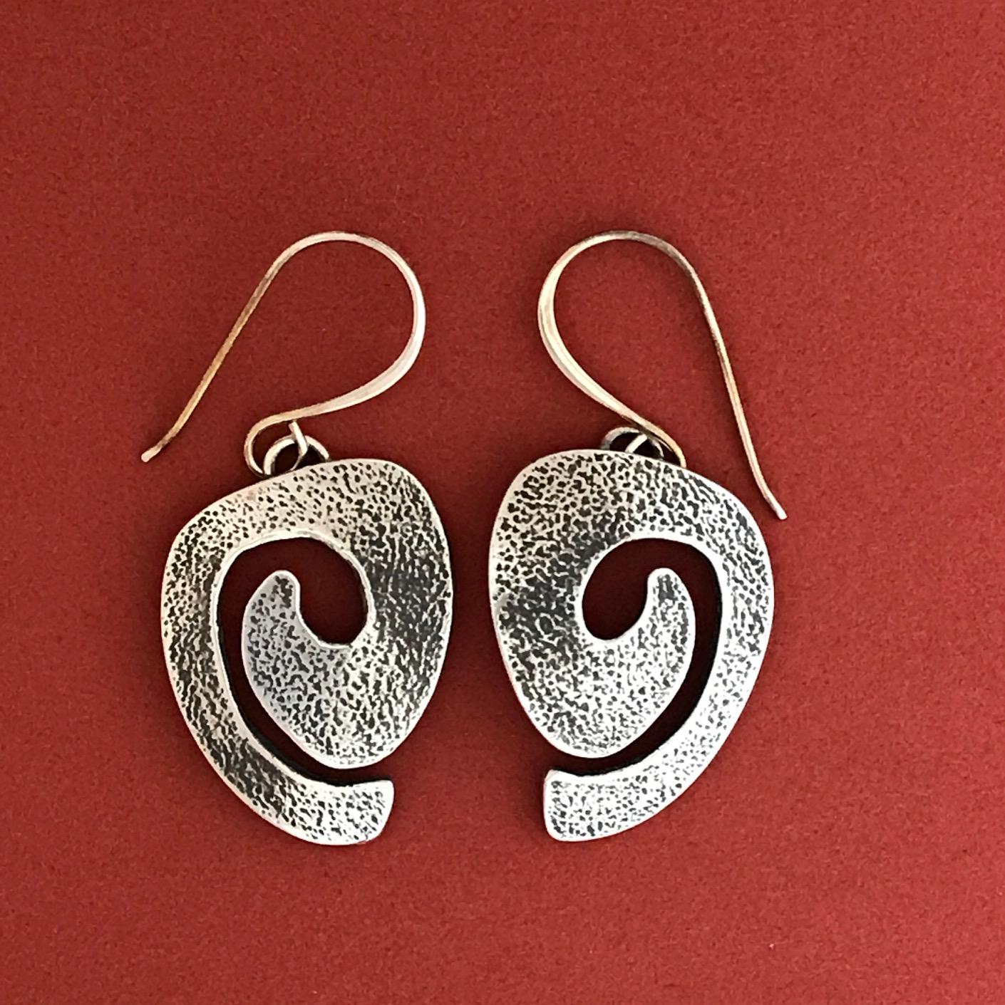 Contemporary Swirls, dangle earrings, cast silver by Melanie Yazzie New Navajo contemporary For Sale