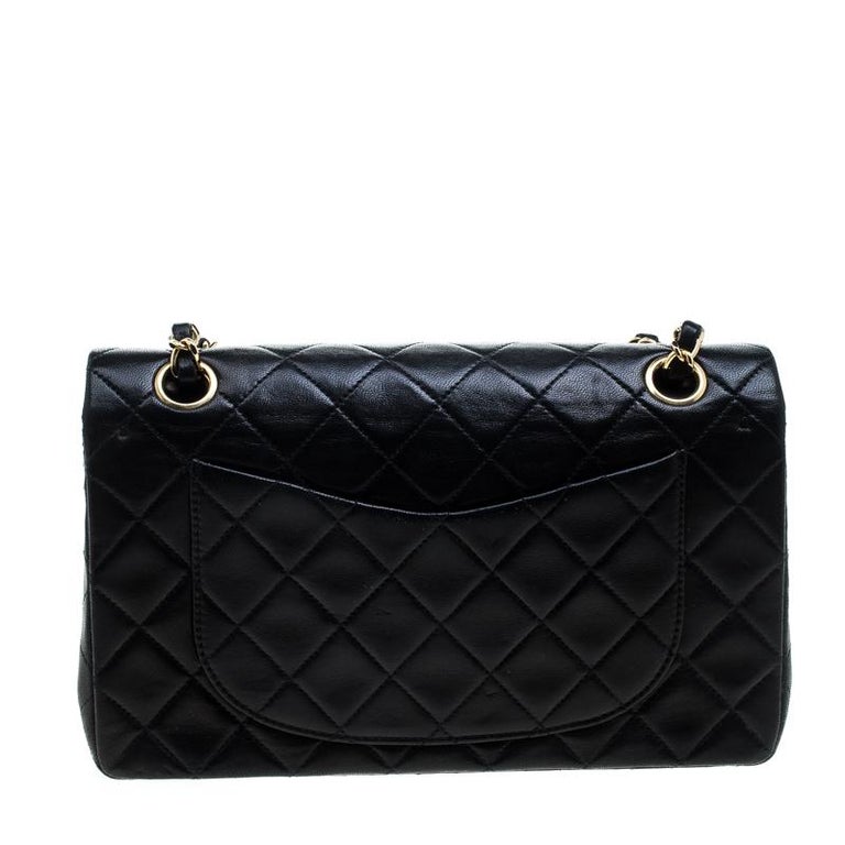 WOMENS DESIGNER Chanel 19 Round Clutch on Chain For Sale at 1stDibs