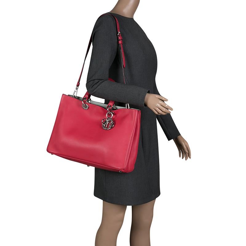 Dior Red Leather Large Diorissimo Shopper Tote In Good Condition In Dubai, Al Qouz 2