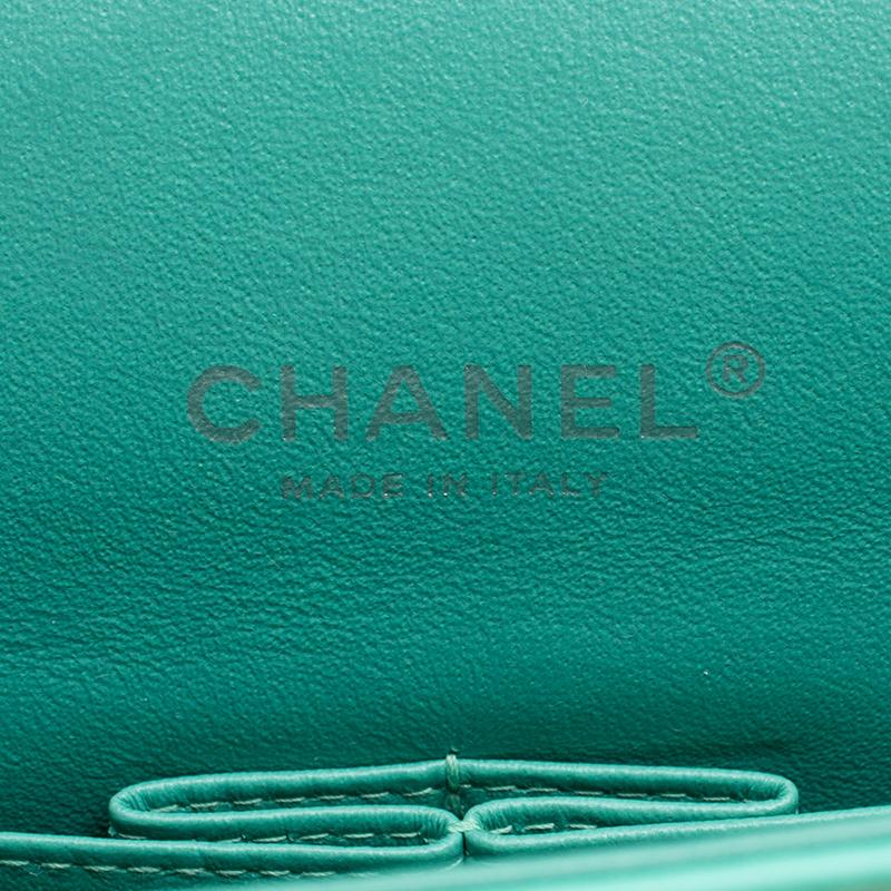 Chanel Green Quilted Patent Leather Maxi Classic Double Flap Bag 3