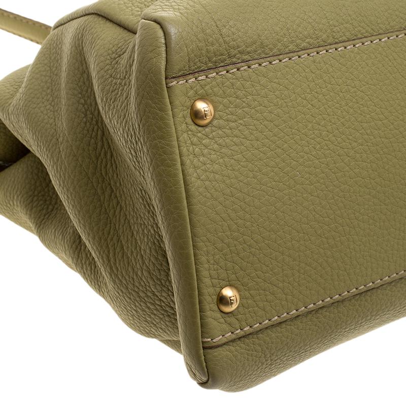 Fendi Green Selleria Leather Large Peekaboo Top Handle Bag 4