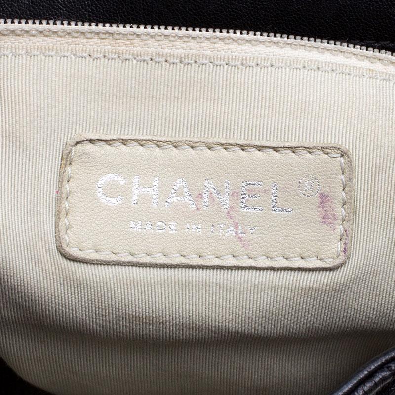 Women's Chanel Black Leather Maxi Chain Around Flap Shoulder Bag