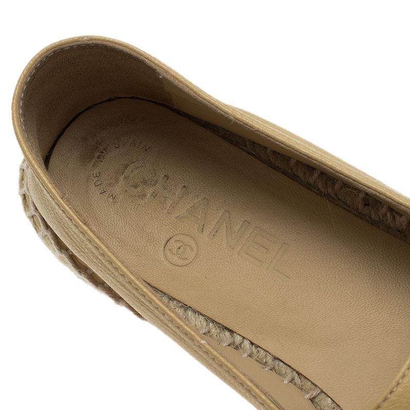 Chanel Beige and Black Leather Camellia Studded Espadrilles Size 36 6
