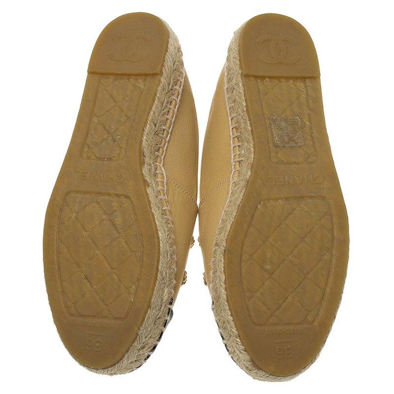 Chanel Beige and Black Leather Camellia Studded Espadrilles Size 36 In Good Condition In Dubai, Al Qouz 2