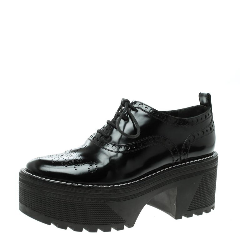 Louis Vuitton Black Patent Leather Casual Oxfords LI 1028 Shoes Mens Size  US 9.5