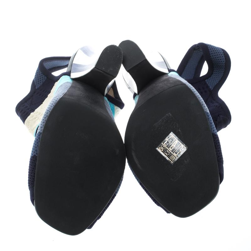 Fendi Multicolor Knitted Mesh Fabric Ankle Strap Sandals Size 37.5 In New Condition In Dubai, Al Qouz 2