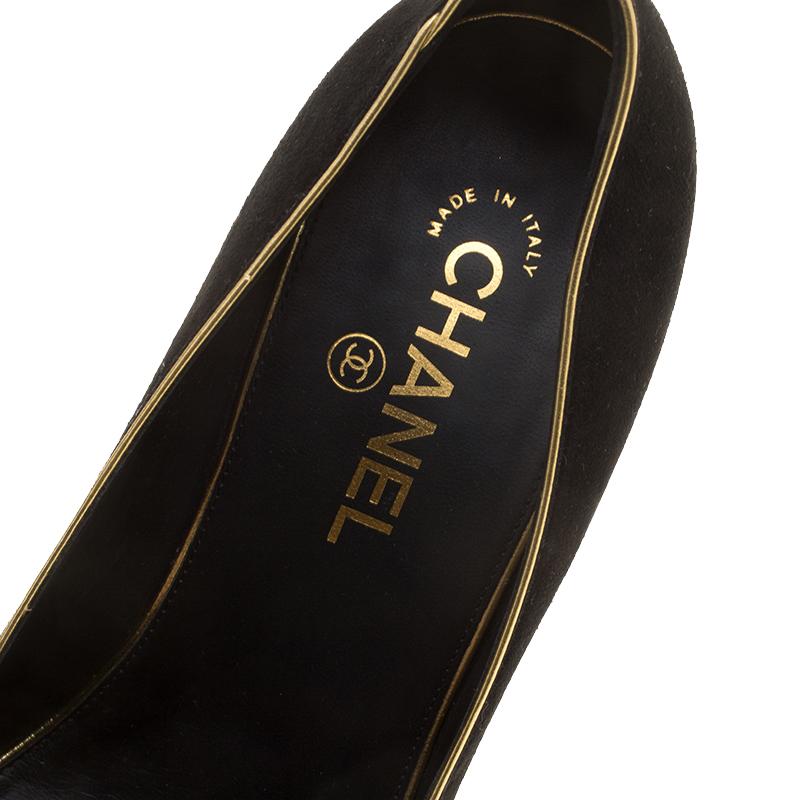 Chanel Black Suede and Gold Studded Platform Pumps Size 39.5 3