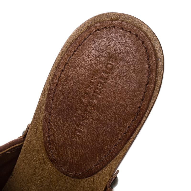Bottega Veneta Brown Intrecciato Leather Wooden Platform Clogs Size 38 3