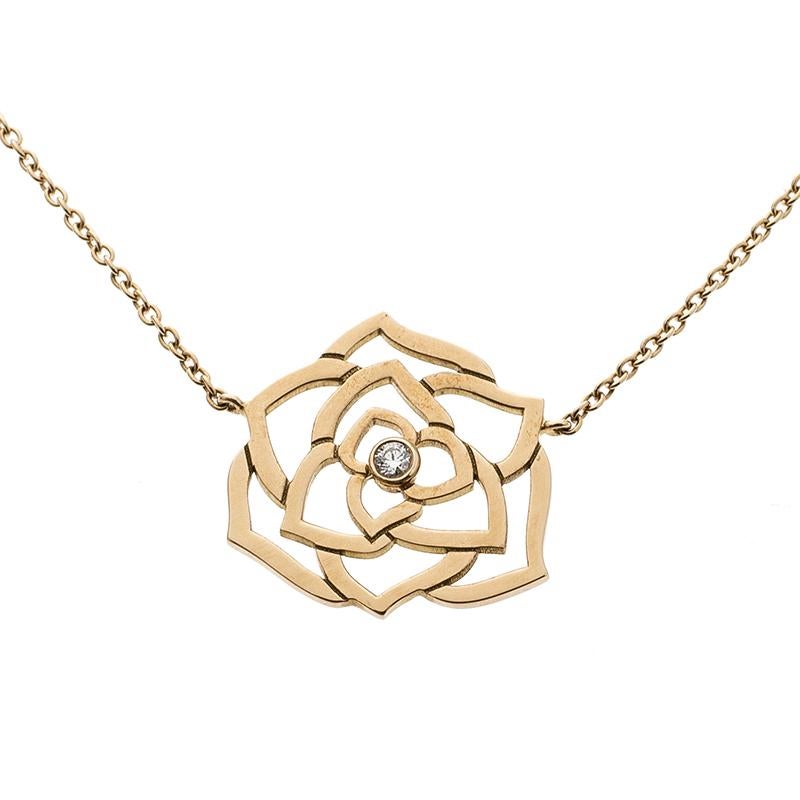 If you are looking for a light and dainty accessory, this Piaget necklace is exactly where your search should end. It features an 18k rose gold body with a cut-out floral pendant centred with a diamond. It features a rose gold chain and secured with