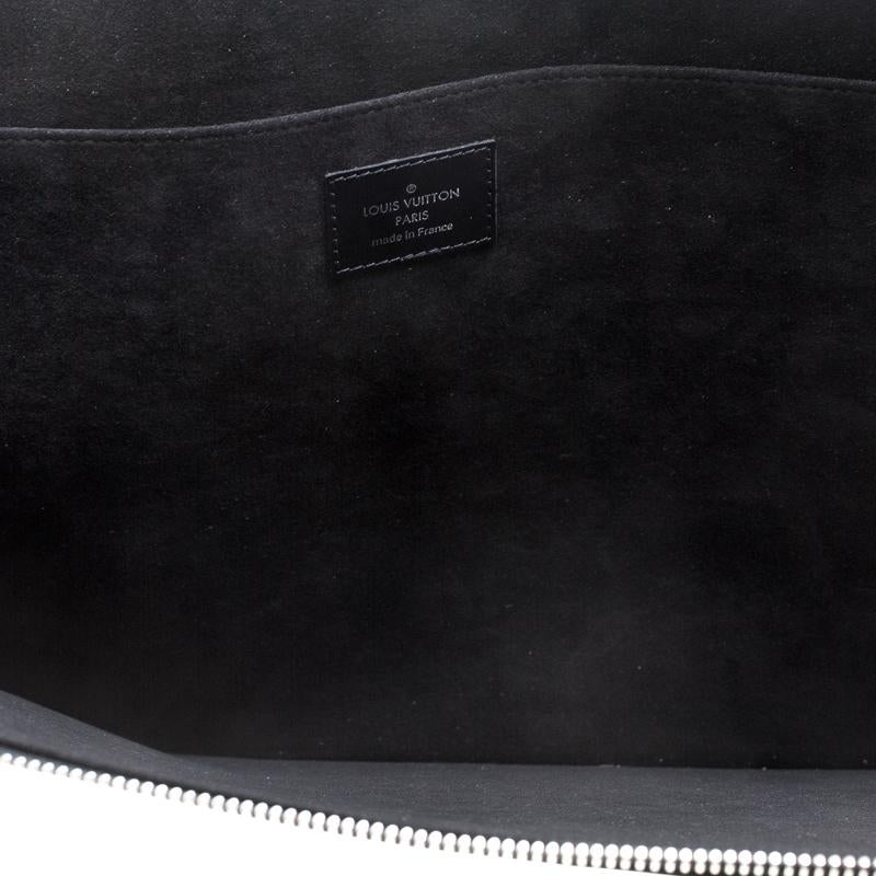 Louis Vuitton Black Epi Leather Poche Documents Portfolio Case In Excellent Condition In Dubai, Al Qouz 2