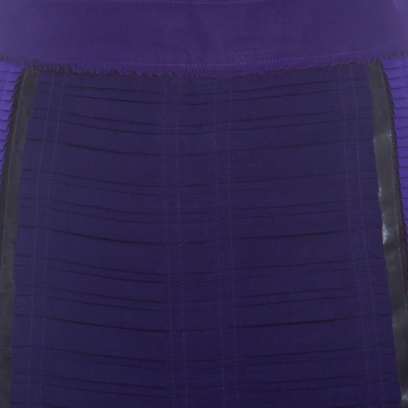 Bottega Veneta Purple and Brown Pleated Plastic Panel Detail Pencil Skirt S In Good Condition In Dubai, Al Qouz 2