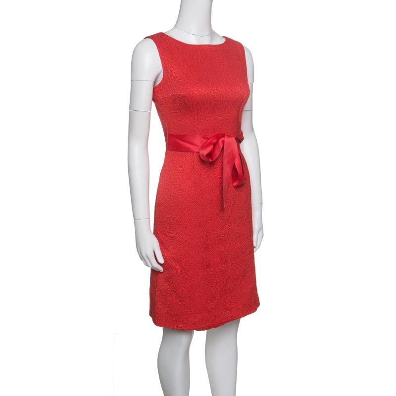 CH Carolina Herrera Red Embossed Jacquard Belted Sleeveless Dress XS In Good Condition In Dubai, Al Qouz 2