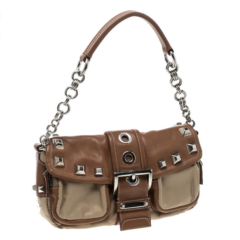 Prada Beige/Tan Nylon and Leather Shoulder Bag In Good Condition In Dubai, Al Qouz 2