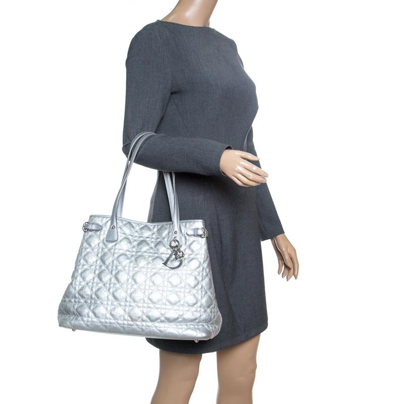 Dior Silver Coated Canvas Medium Panarea Shopper Tote In Good Condition In Dubai, Al Qouz 2