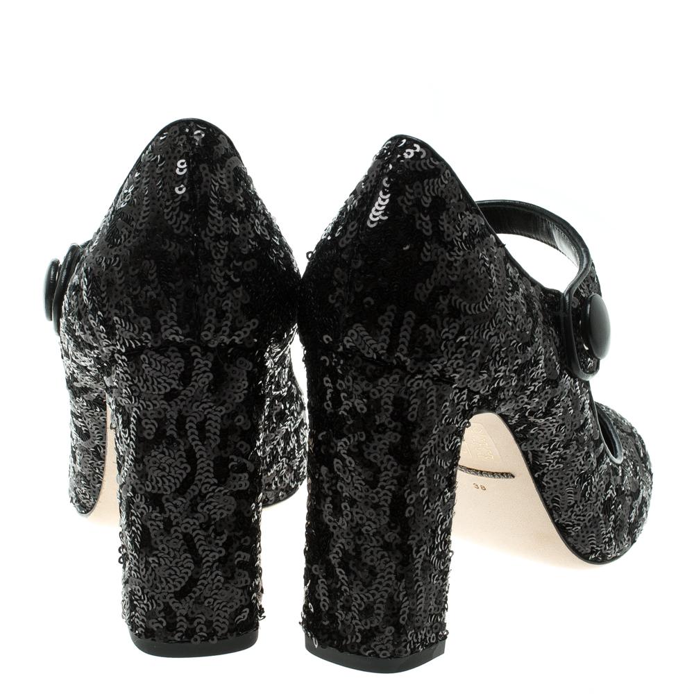 Dolce and Gabbana Black Sequin Mary Jane Pumps Size 38 In New Condition In Dubai, Al Qouz 2