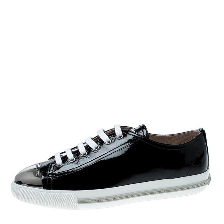 miu miu cap toe sneakers