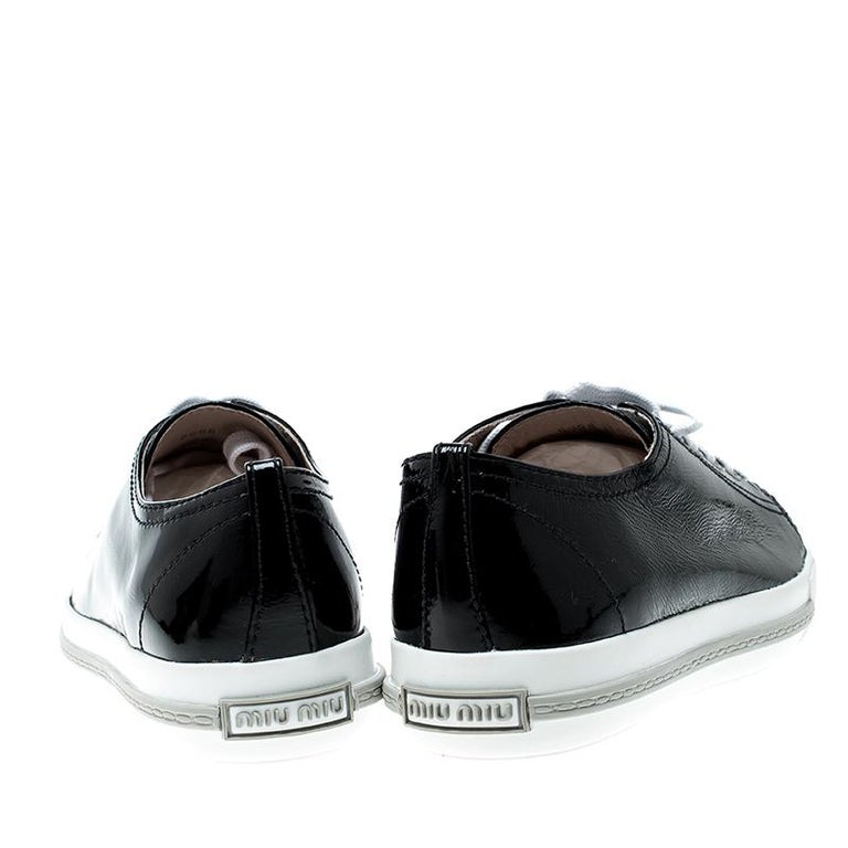 miu miu toe cap sneaker