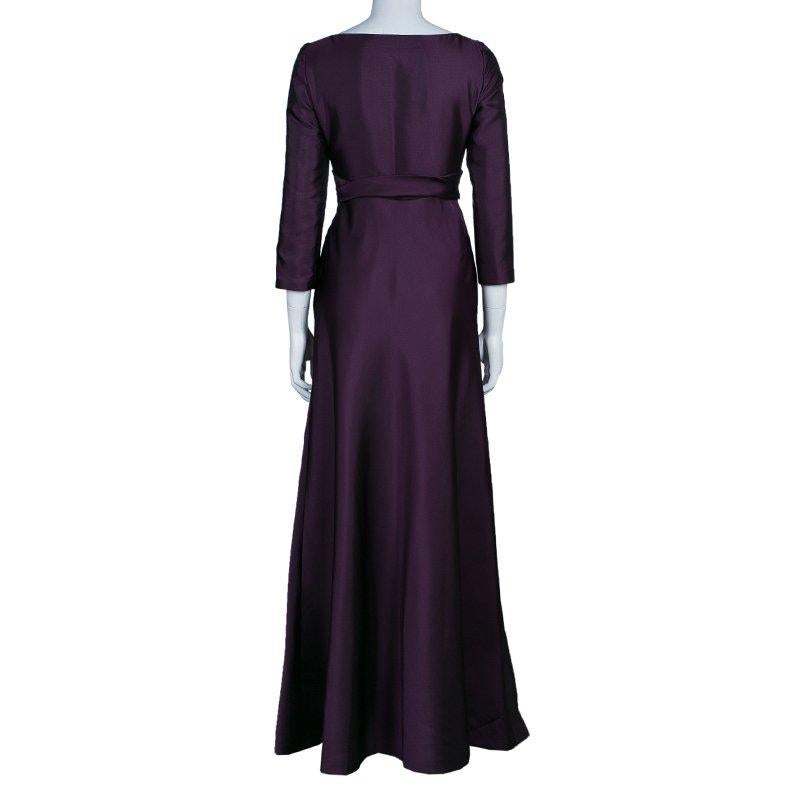Evening wear will never be the same again, once you have worn this Limited Edition Alberta Ferretti Purple Silk Gown. Made from a blend of polyester and silk, it features a V-neckline, long sleeves and pleated drape details starting from the bodice