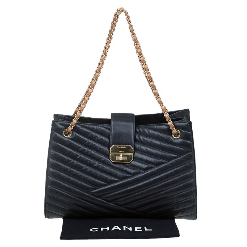 Chanel Black Chevron Quilted Leather Gabrielle Chain Shopping Tote 3