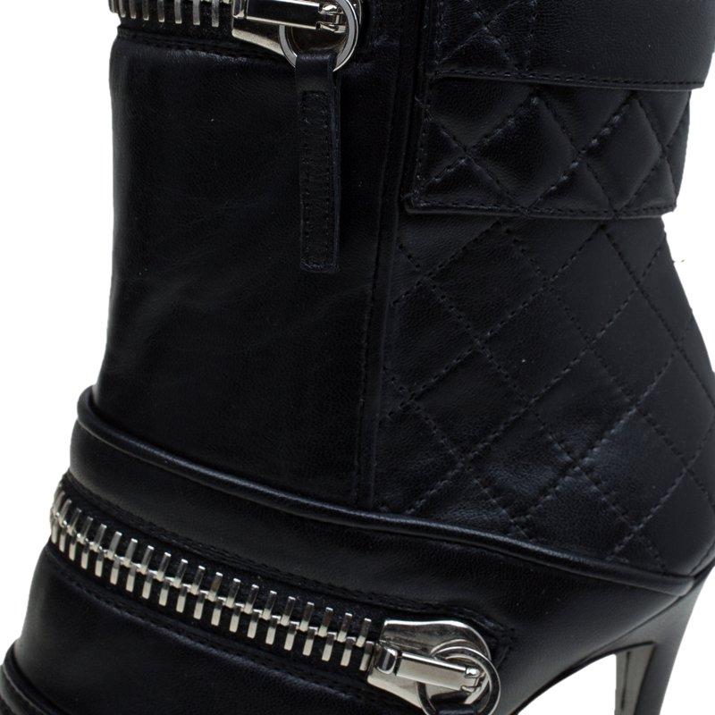 Women's Giuseppe Zanotti Black Quilted Leather Olinda Zipper Detail Ankle Boots Size 40