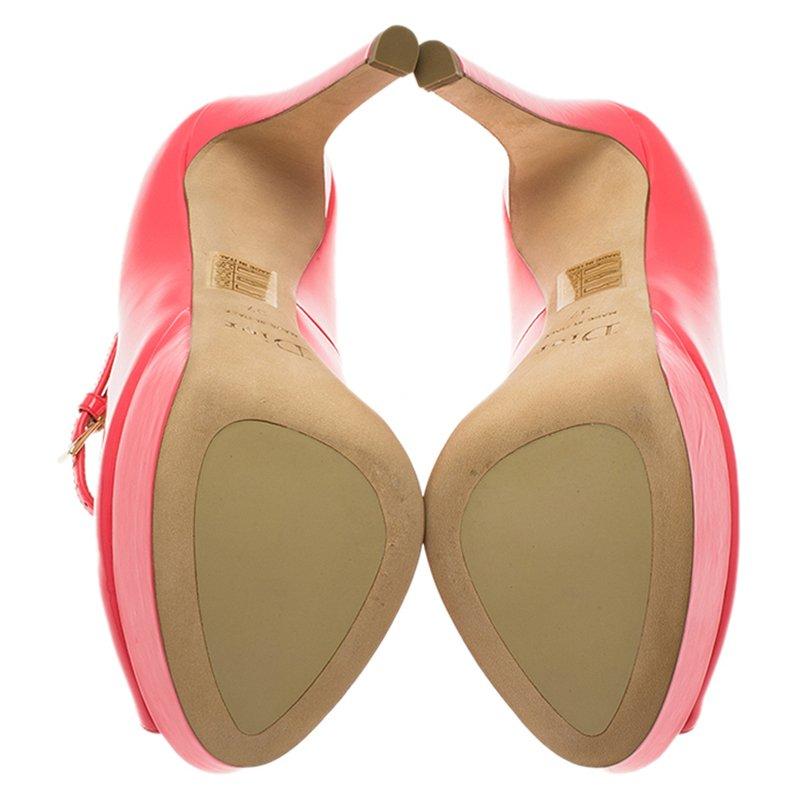 Women's Dior Pink Patent Miss Dior Peep Toe Platform Pumps Size 37