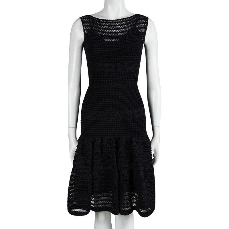 Having worked under the legendary fashion houses like Christian Dior, it is no surprise that Azzedine Alaia is a favourite name among the fashion fraternity. This black dress from the house is made from a textured knit that shows just the right