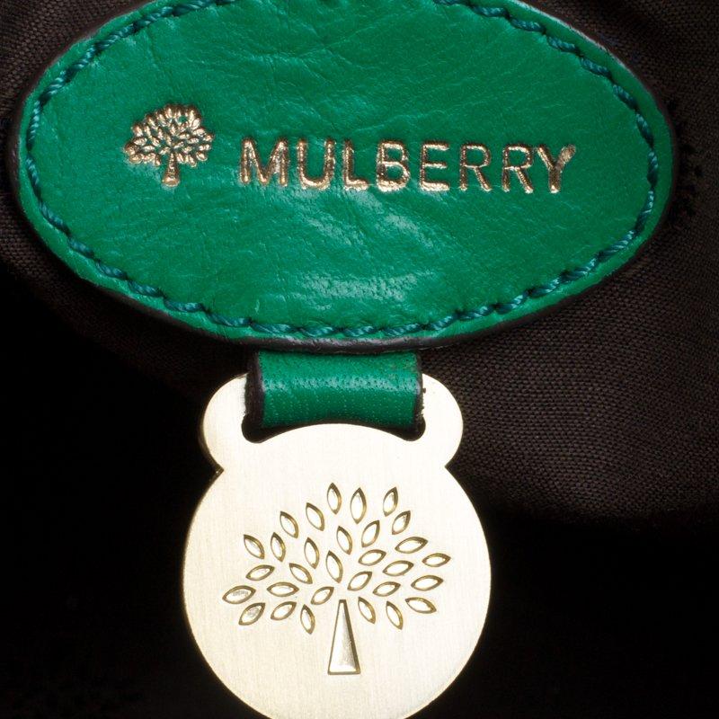 Mulberry Green Leather Oversized Alexa Satchel In Good Condition In Dubai, Al Qouz 2