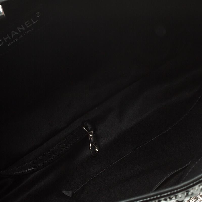 Chanel Black/Silver Stripe Sequins Reissue Shoulder Bag 3