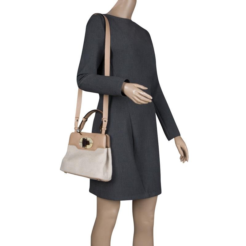Bvlgari Beige Canvas and Leather Isabella Rossellini Shoulder Bag In Excellent Condition In Dubai, Al Qouz 2