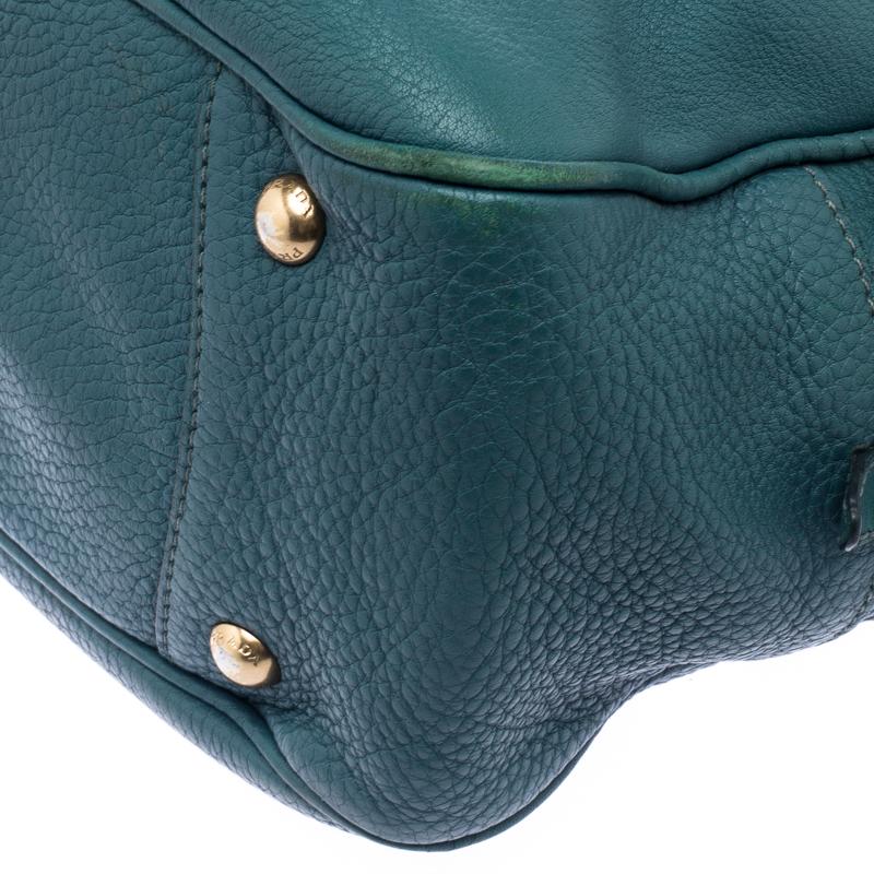 Prada Teal Green Vitello Daino Leather Convertible Boston Bag In Good Condition In Dubai, Al Qouz 2